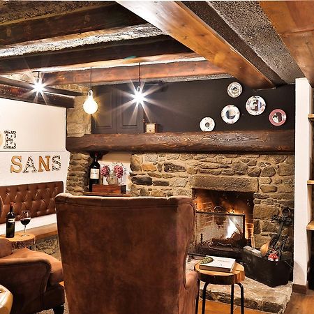 Hostal Cisco De Sans Andorra la Vella Exterior photo